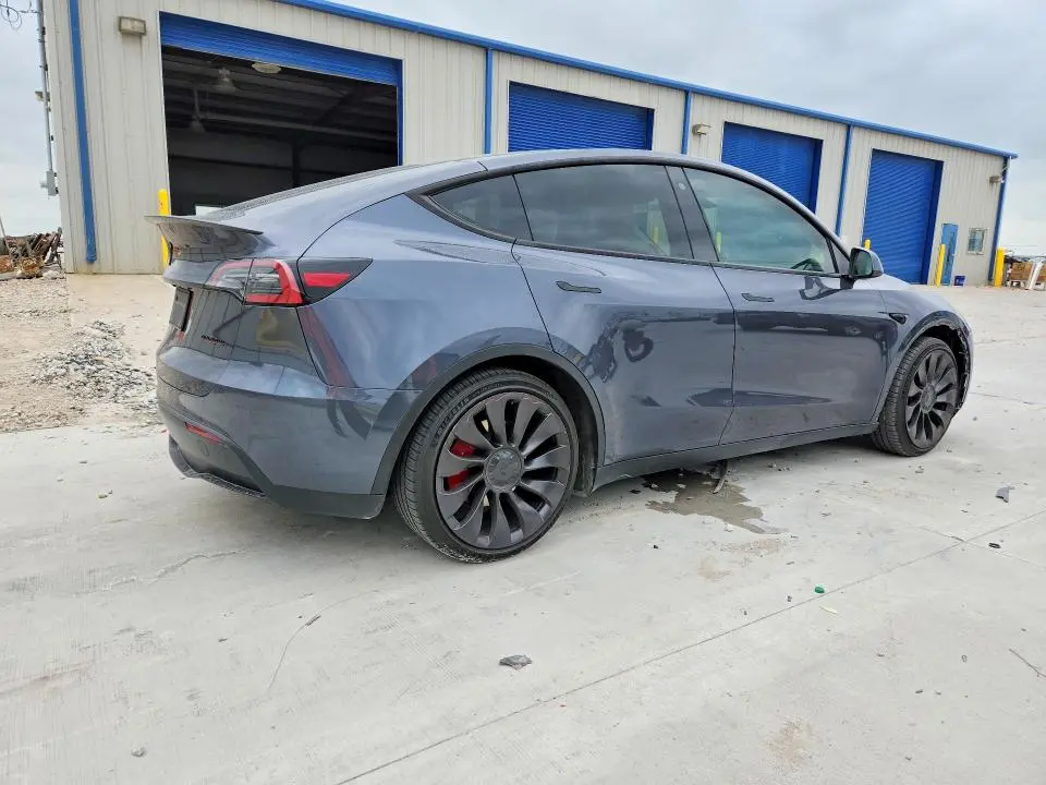 2023 TESLA MODEL Y   