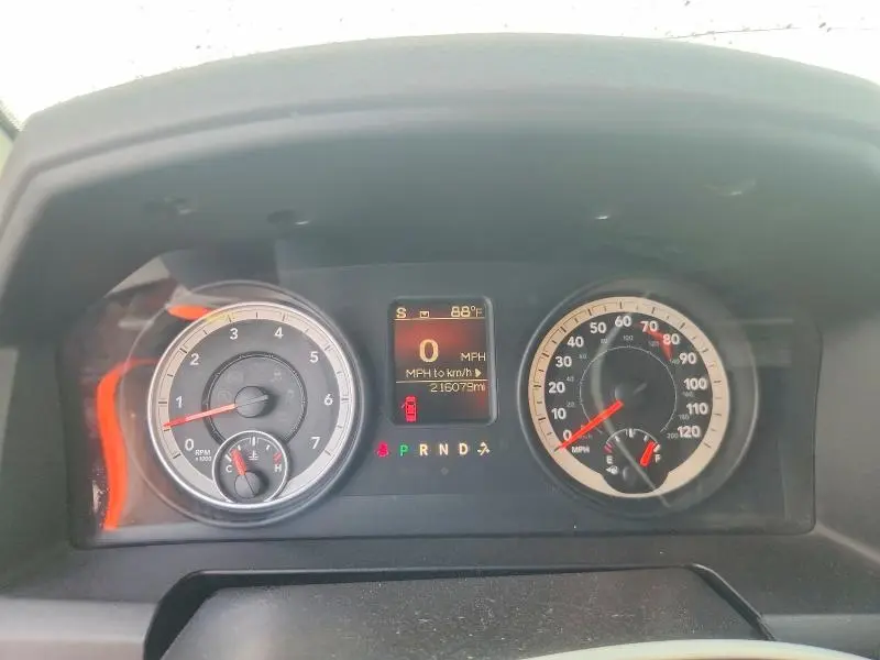 2013 RAM 1500 SLT  