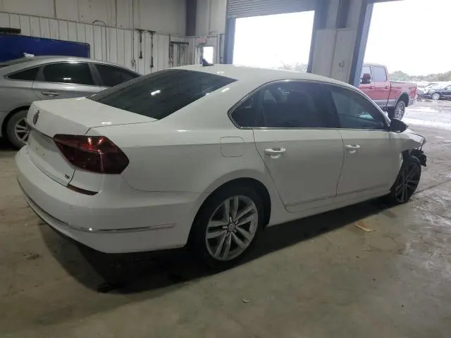 2017 VOLKSWAGEN PASSAT SE  