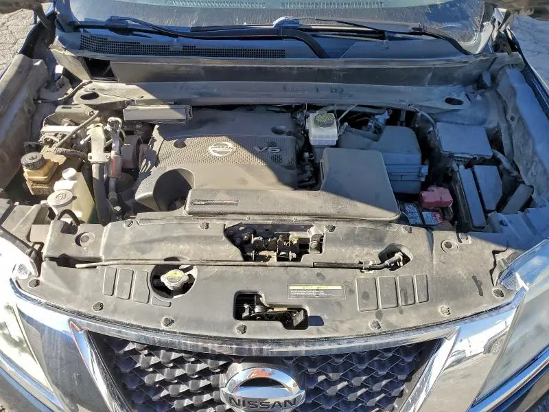 2016 NISSAN PATHFINDER S  