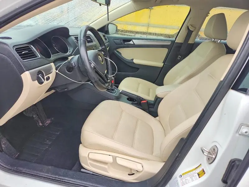 2017 VOLKSWAGEN JETTA   