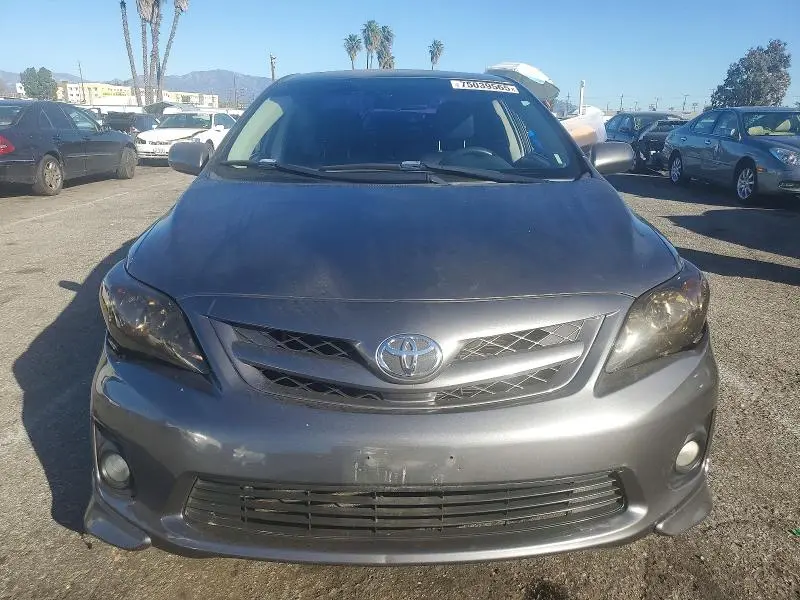 2013 TOYOTA COROLLA BASE  