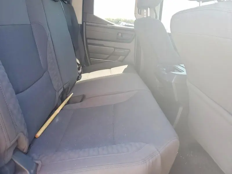 2023 TOYOTA TUNDRA SR  