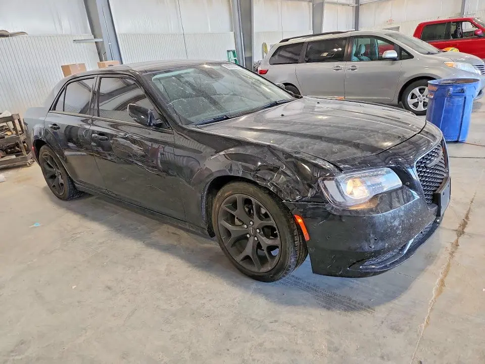 2023 CHRYSLER 300 TOURING  