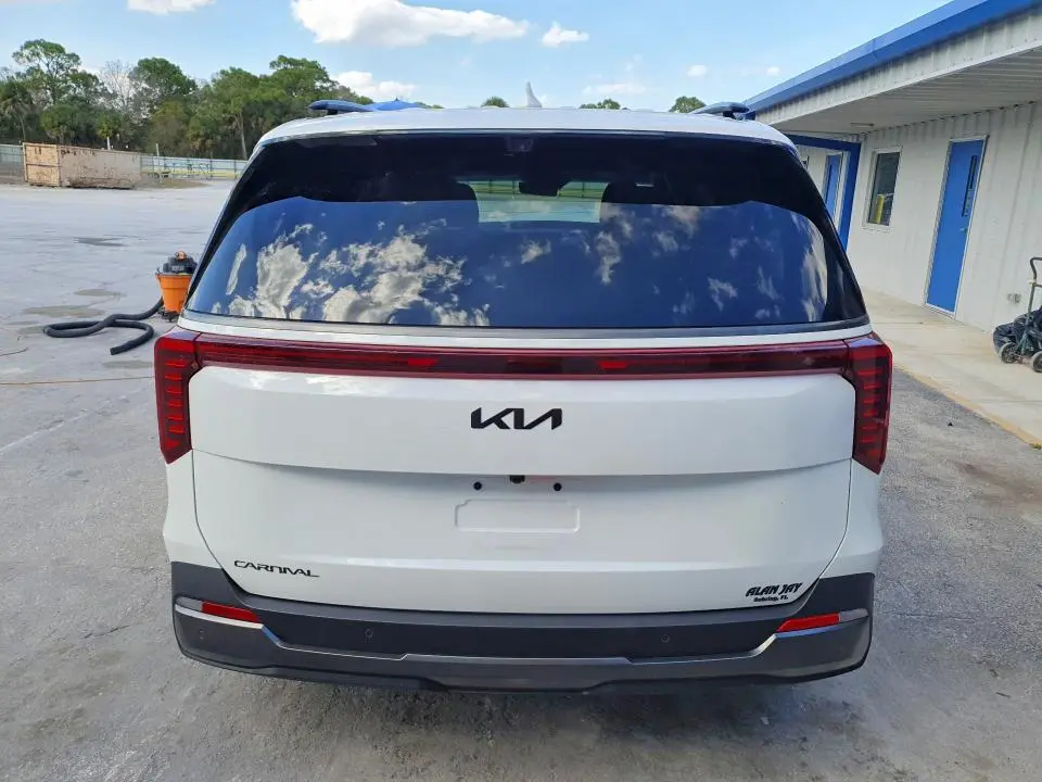 2025 KIA CARNIVAL SX PRESTIGE  