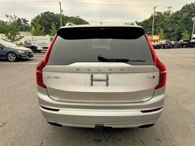 2016 VOLVO XC90 T6  