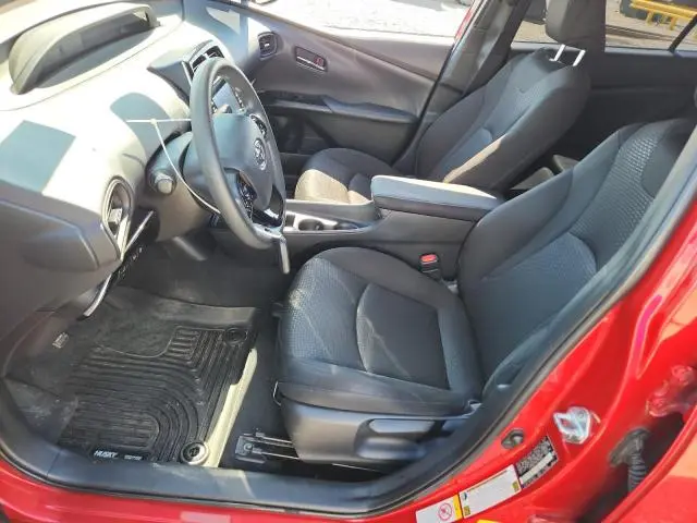 2021 TOYOTA PRIUS LE  