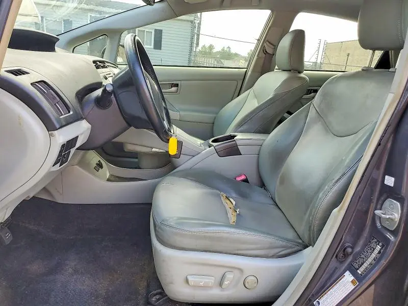 2013 TOYOTA PRIUS FOUR  