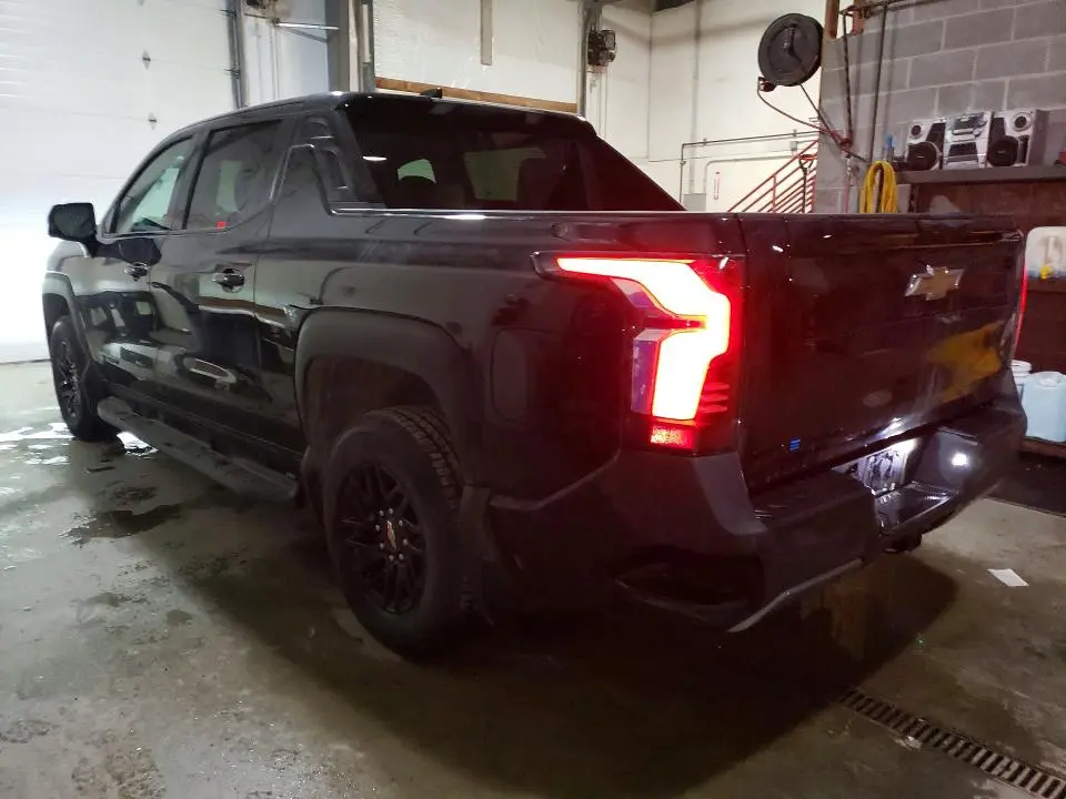 2025 CHEVROLET SILVERADO LT  