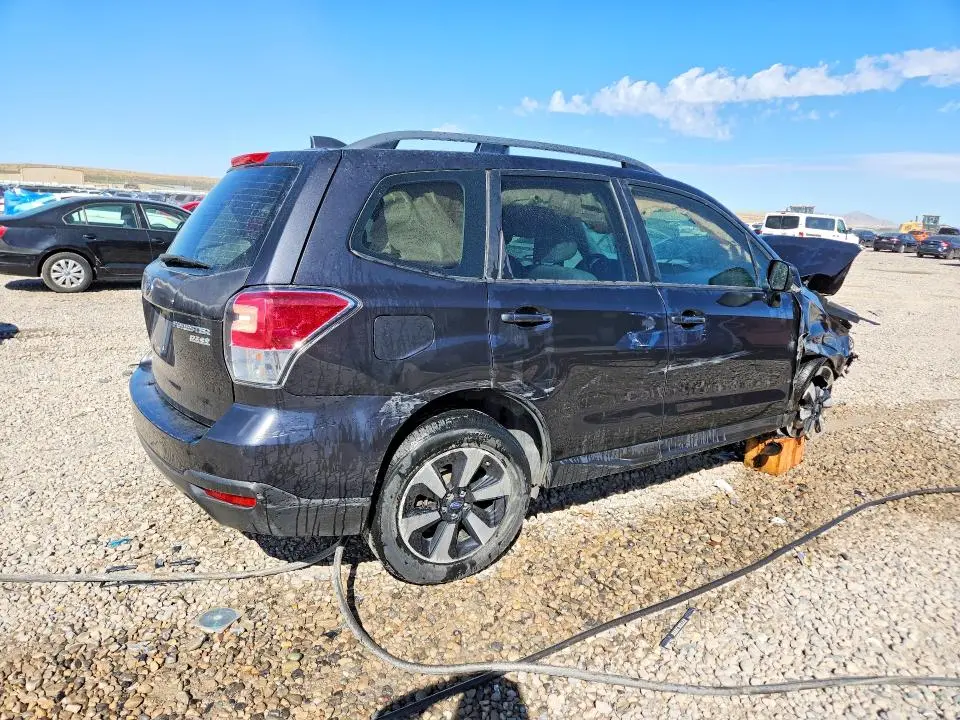 2017 SUBARU FORESTER 2.5I  