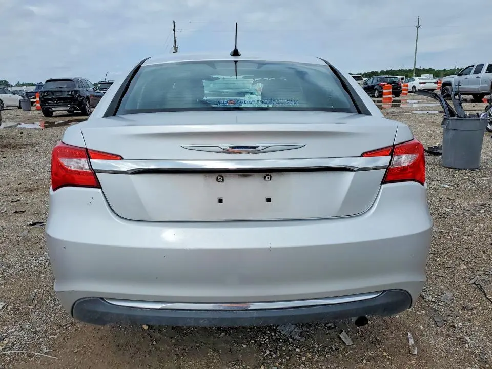 2012 CHRYSLER 200 LX  