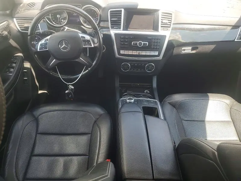 2015 MERCEDES-BENZ GL 550 4MATIC  