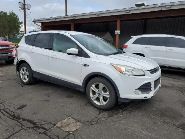 2015 FORD ESCAPE SE  