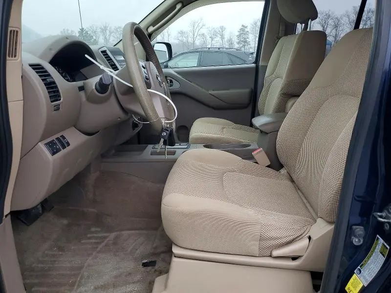 2011 NISSAN FRONTIER S  