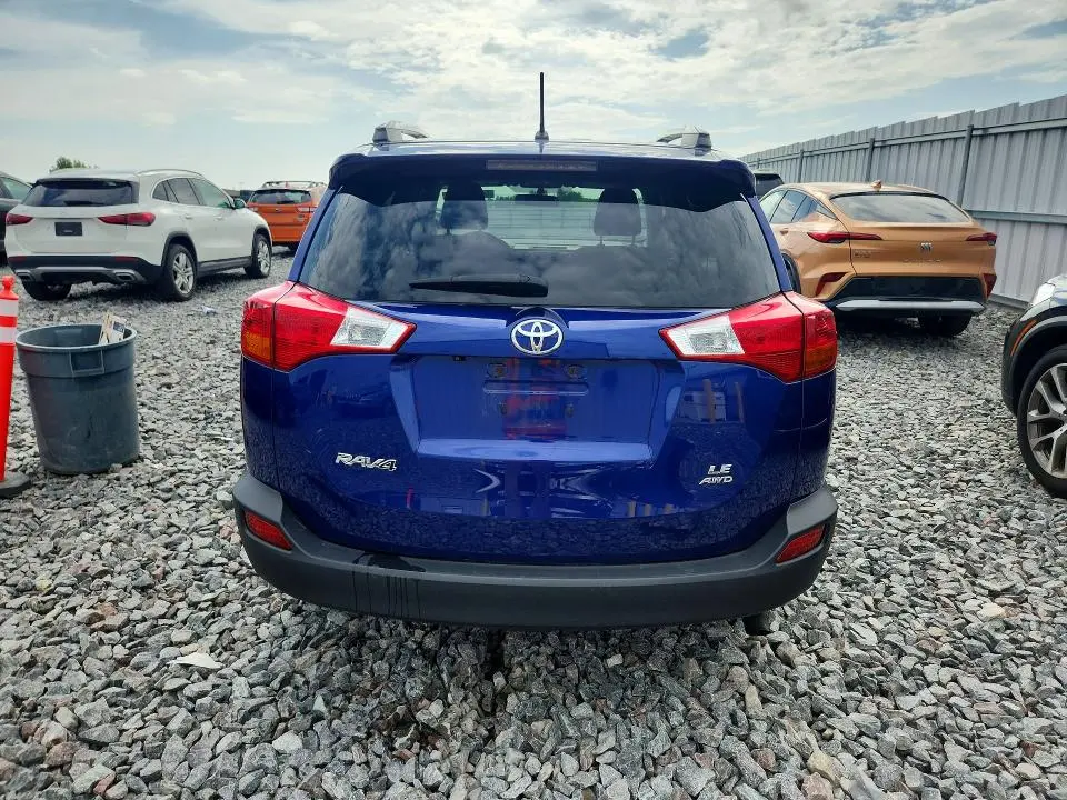 2015 TOYOTA RAV4 LE  