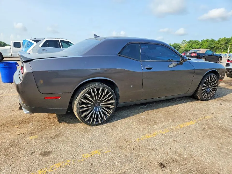 2017 DODGE CHALLENGER SXT  