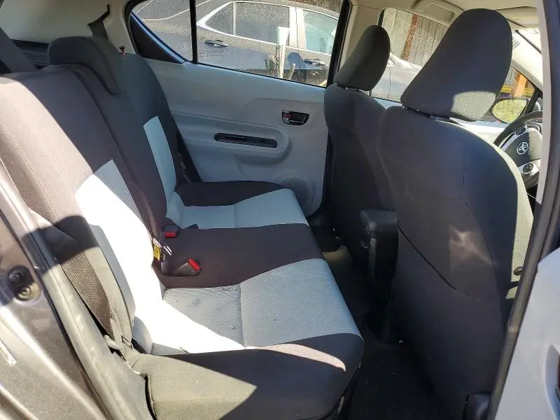2013 TOYOTA PRIUS C TWO  