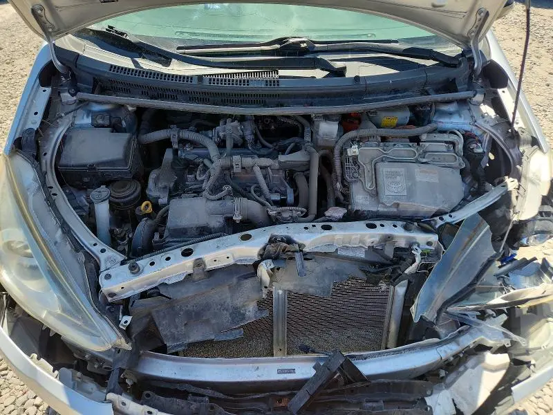 2016 TOYOTA PRIUS C TWO  