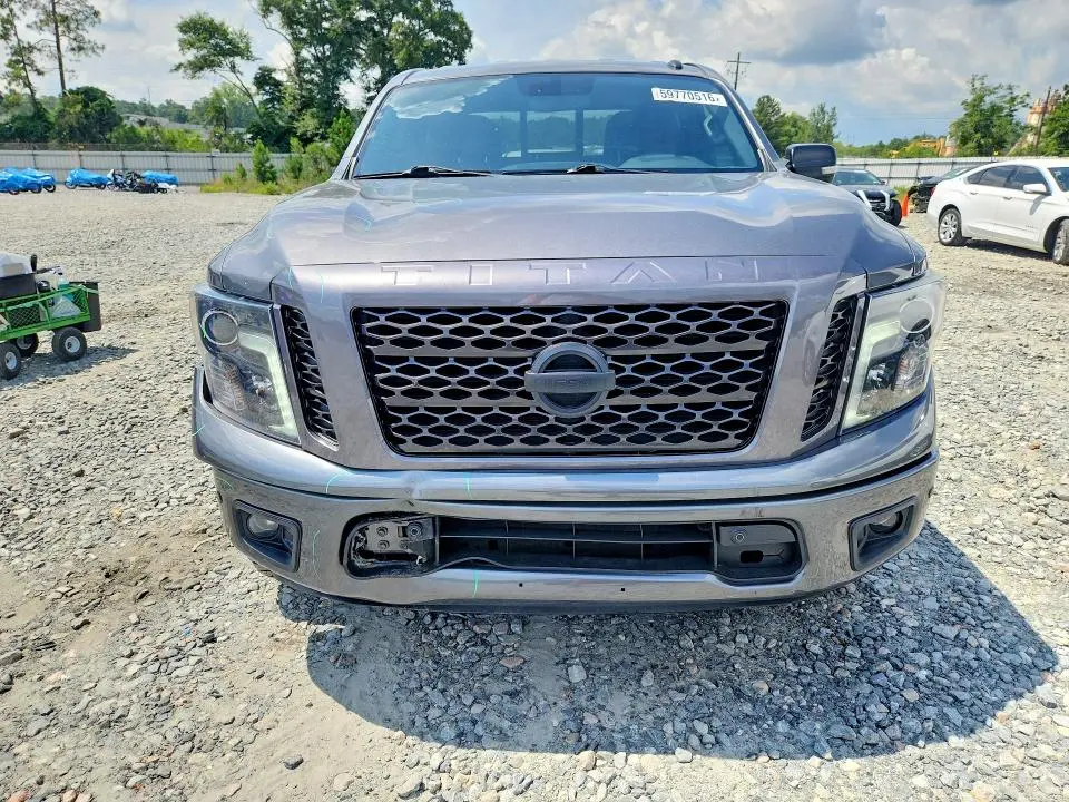 2019 NISSAN TITAN SV  
