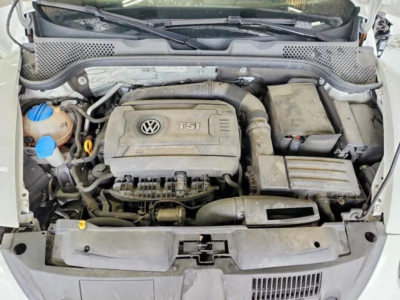2017 VOLKSWAGEN BEETLE 1.8T  