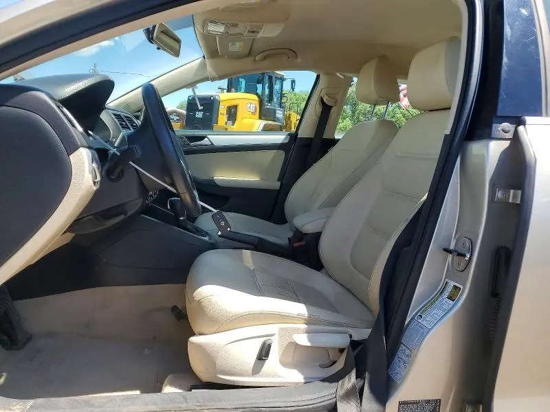 2014 VOLKSWAGEN JETTA HYBRID  