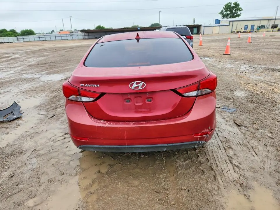 2015 HYUNDAI ELANTRA SE  
