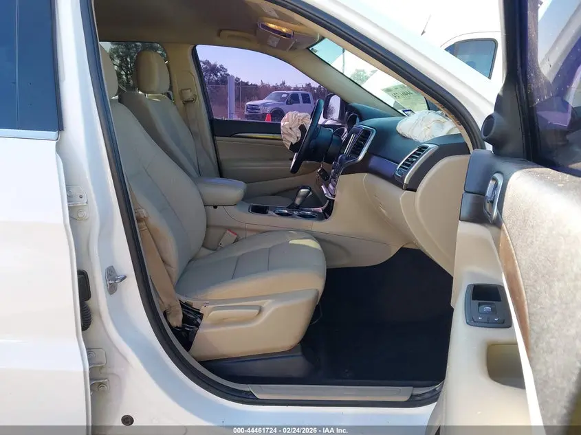 2018 JEEP GRAND CHEROKEE LAREDO E 4X2