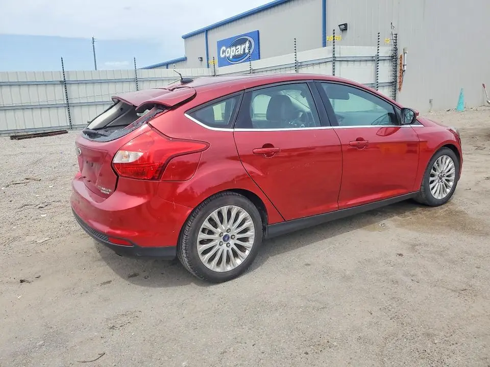 2012 FORD FOCUS TITANIUM  