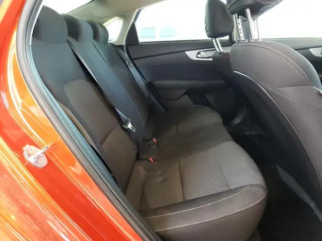 2022 KIA FORTE FE  