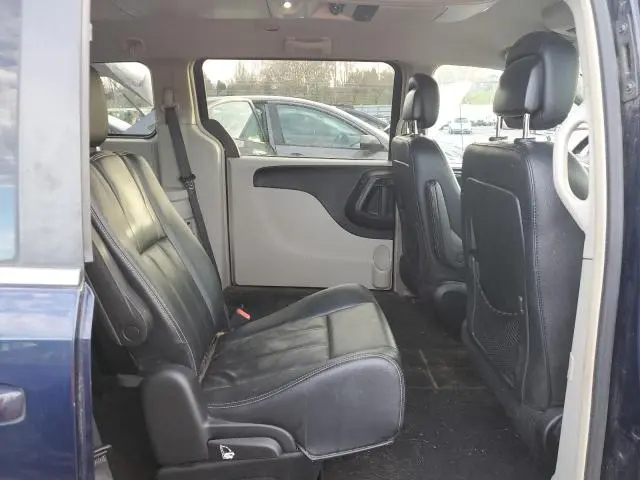 2016 CHRYSLER TOWN & COUNTRY TOURING  