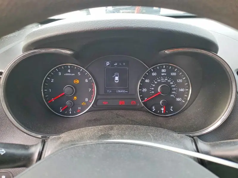 2017 KIA FORTE LX  