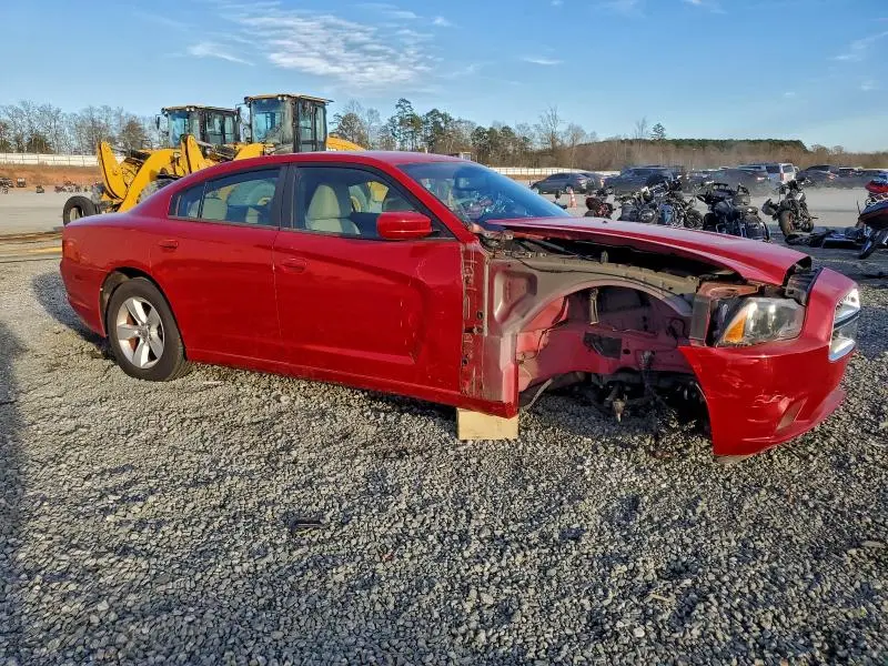 2012 DODGE CHARGER SE  