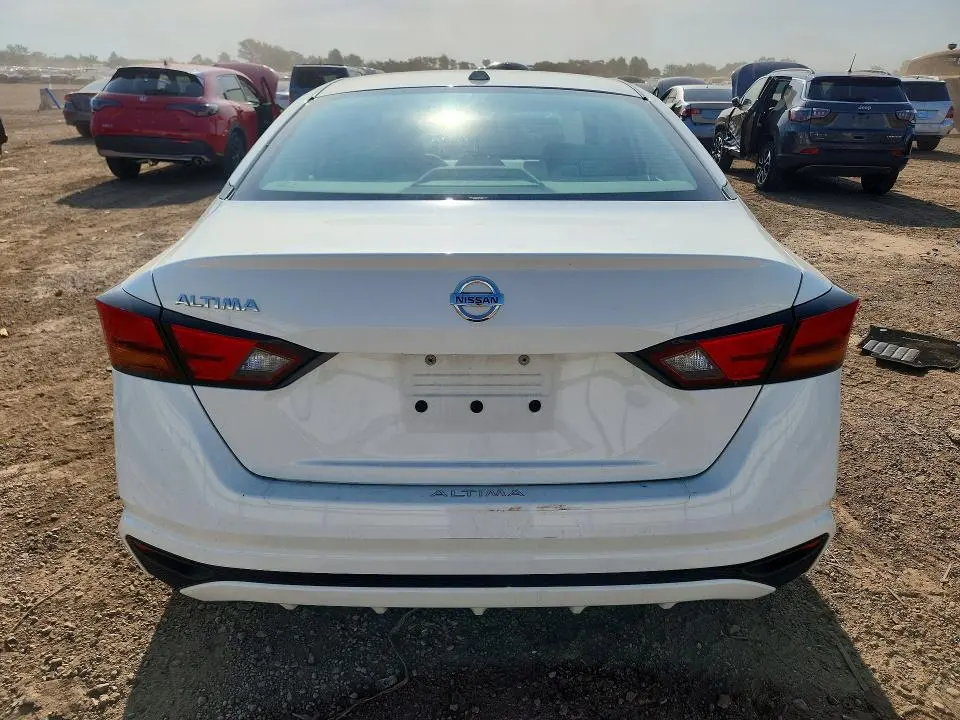 2019 NISSAN ALTIMA S  