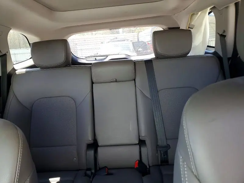 2017 HYUNDAI SANTA FE SE ULTIMATE  