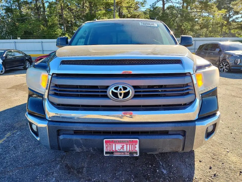 2015 TOYOTA TUNDRA SR5  