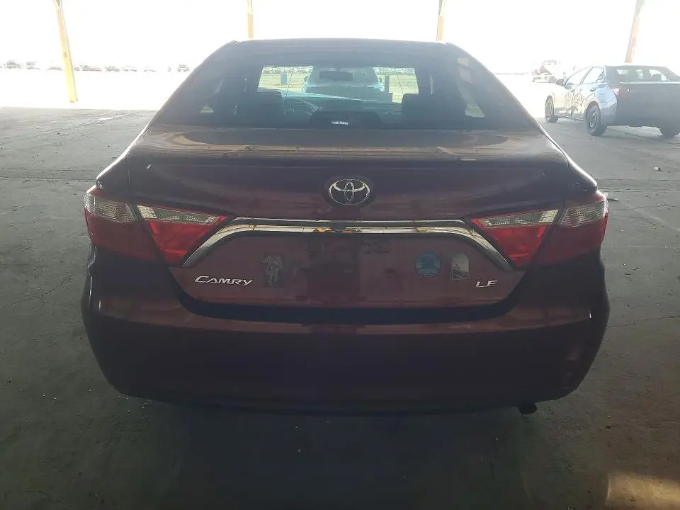 2016 TOYOTA CAMRY LE  
