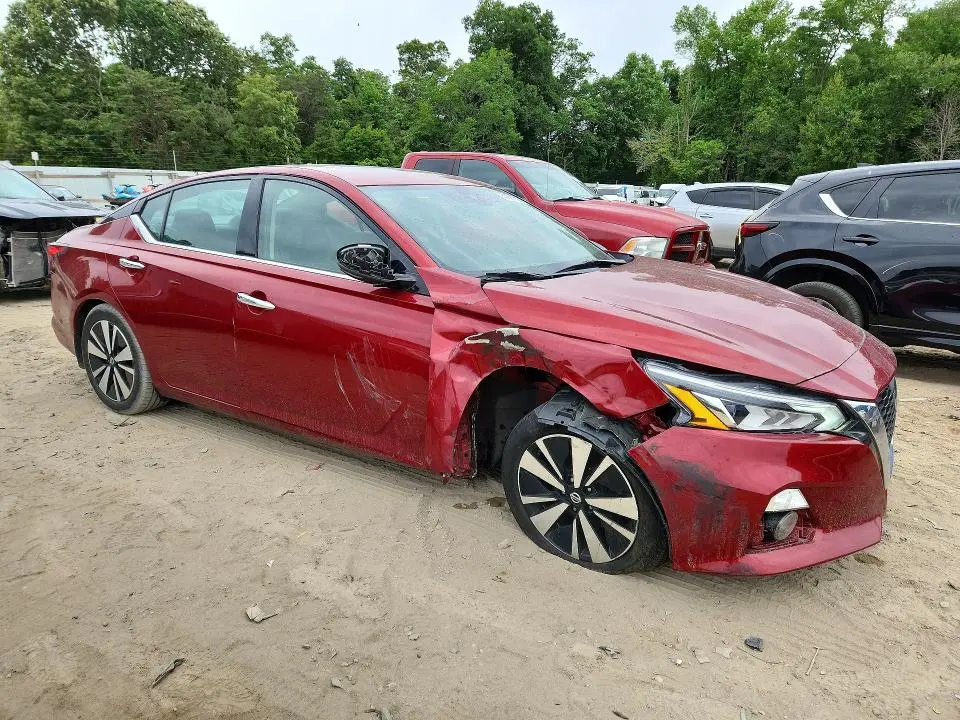 2019 NISSAN ALTIMA SL  
