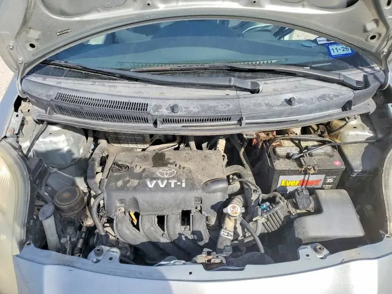 2010 TOYOTA YARIS BASE  