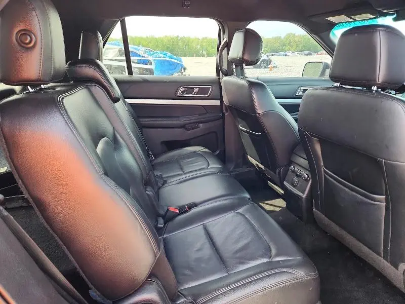 2017 FORD EXPLORER XLT  