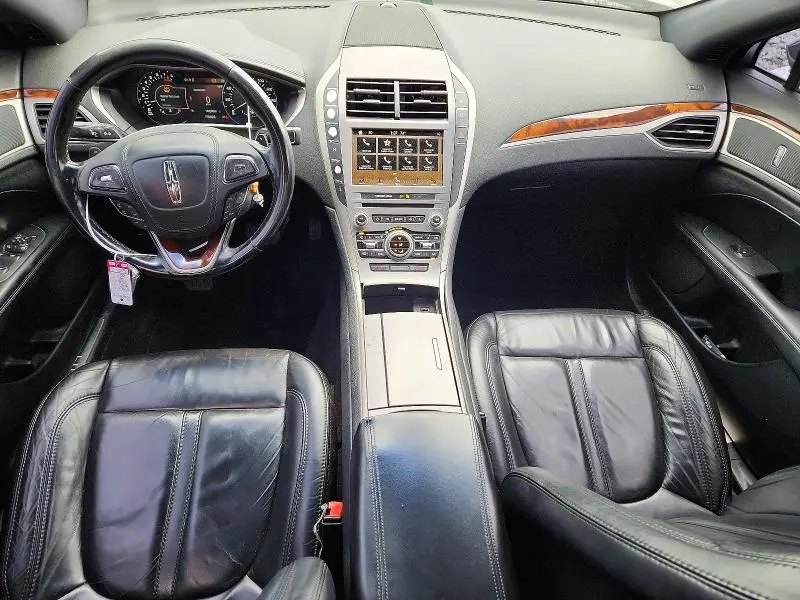 2017 LINCOLN MKZ   