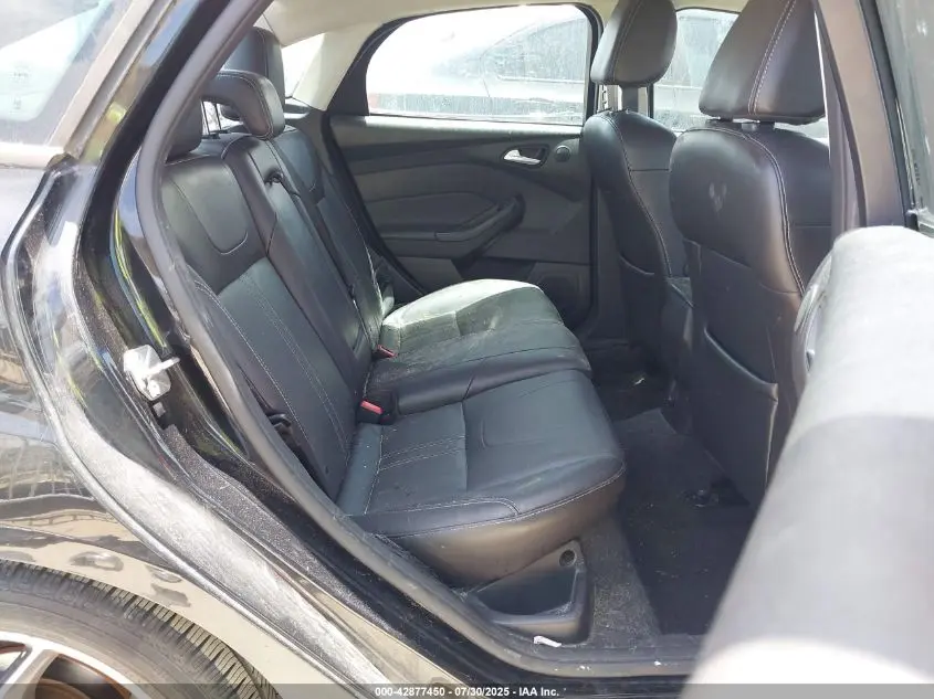 2014 FORD FOCUS SE