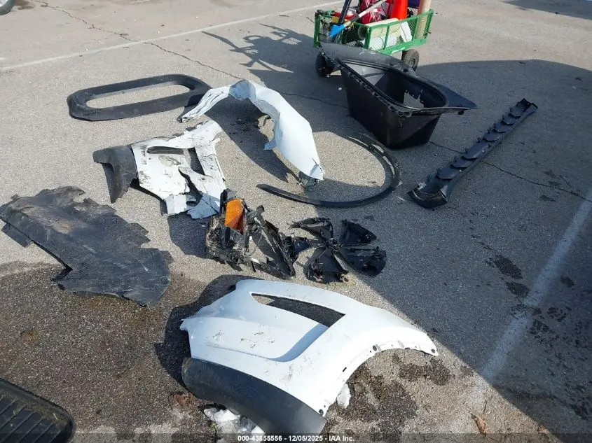 2026 TESLA MODEL Y LONG RANGE DUAL MOTOR ALL-WHEEL DRIVE/LONG RANGE LAUNCH SERIES