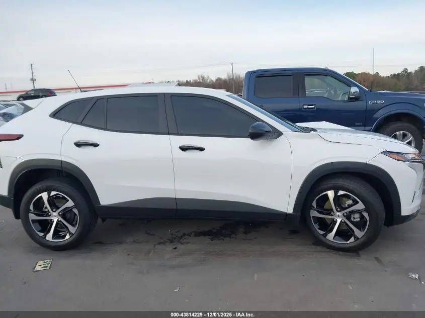 2025 CHEVROLET TRAX FWD 1RS