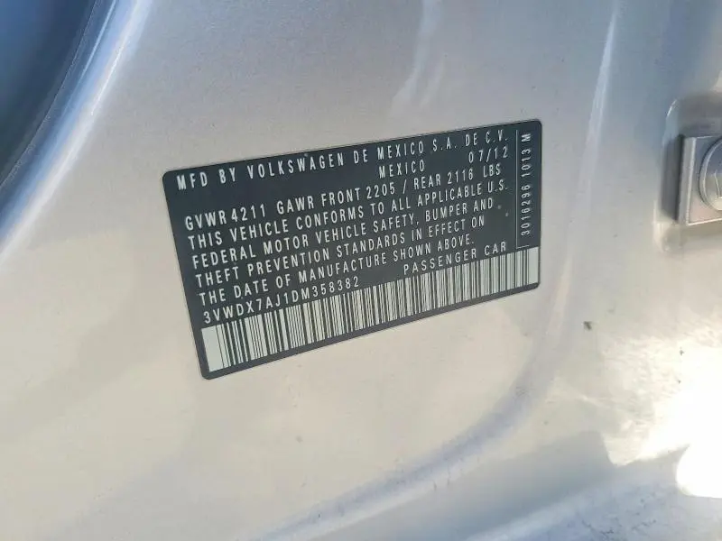 2013 VOLKSWAGEN JETTA SE  