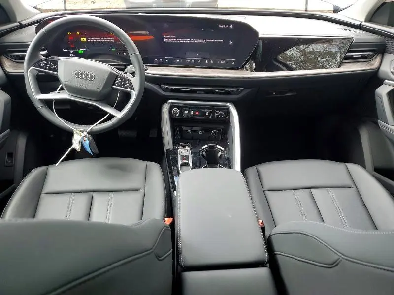 2025 AUDI Q5 PREMIUM  