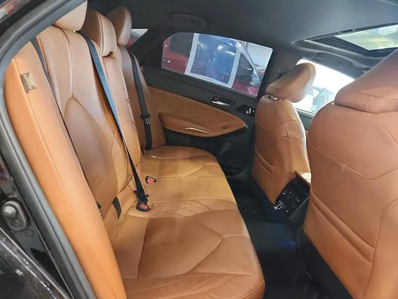 2021 TOYOTA AVALON LIMITED  