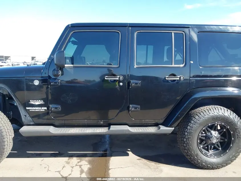2012 JEEP WRANGLER UNLIMITED SAHARA