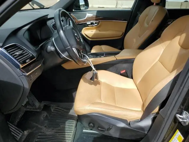 2016 VOLVO XC90 T6