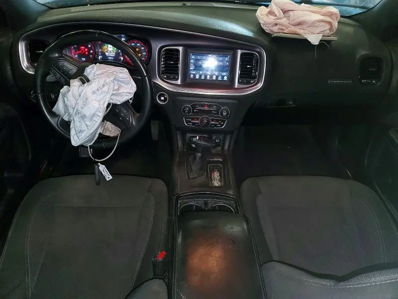 2018 DODGE CHARGER SXT  