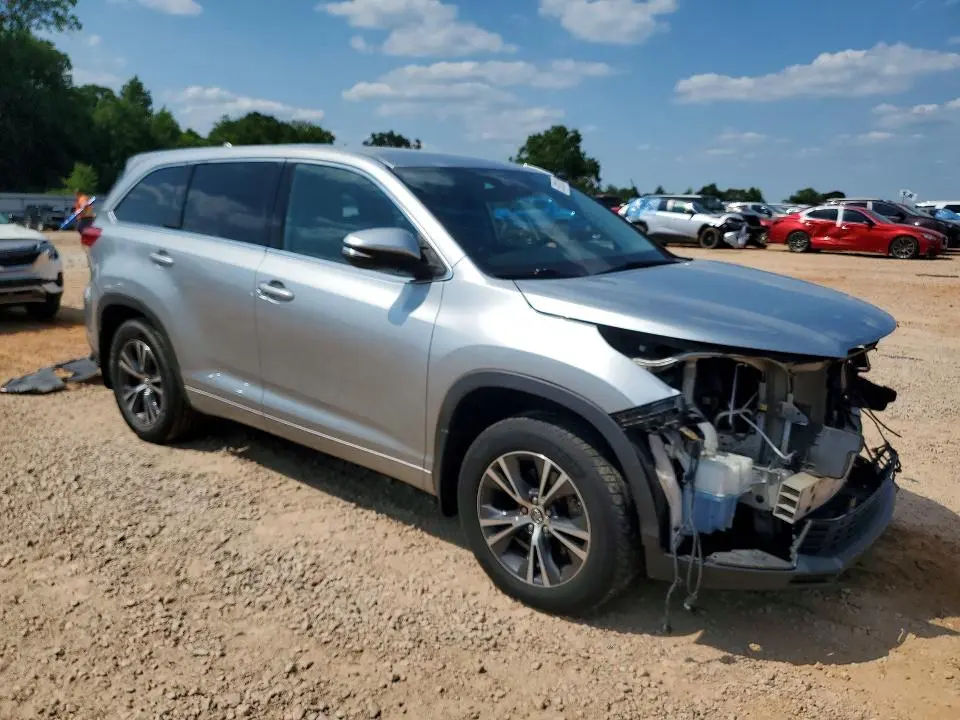 2018 TOYOTA HIGHLANDER LE PLUS  